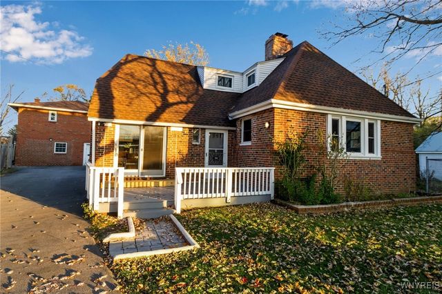 334 South Forest Road, Amherst, NY 14221