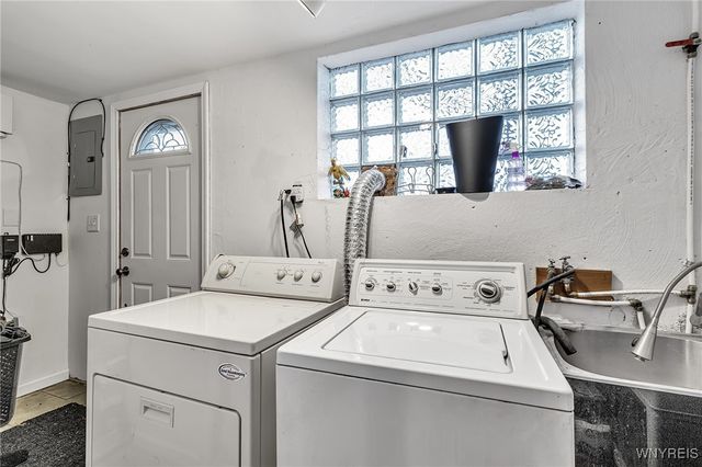 334 South Forest Road, Amherst, NY 14221