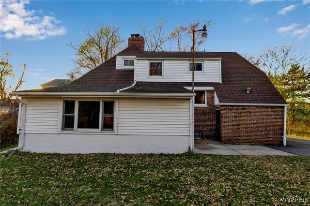 334 South Forest Road, Amherst, NY 14221