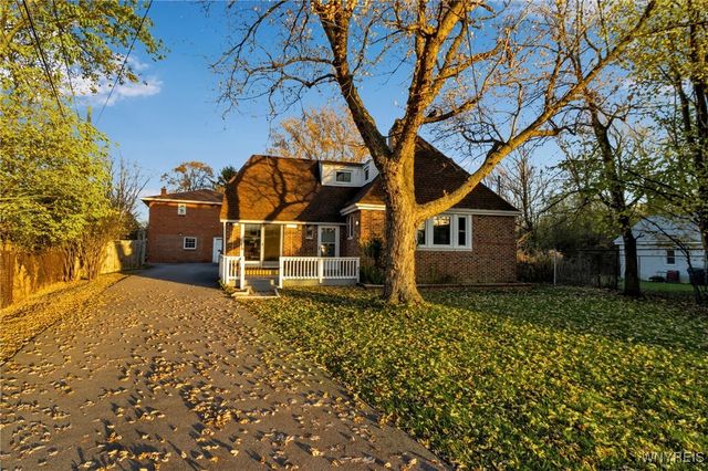 334 South Forest Road, Amherst, NY 14221