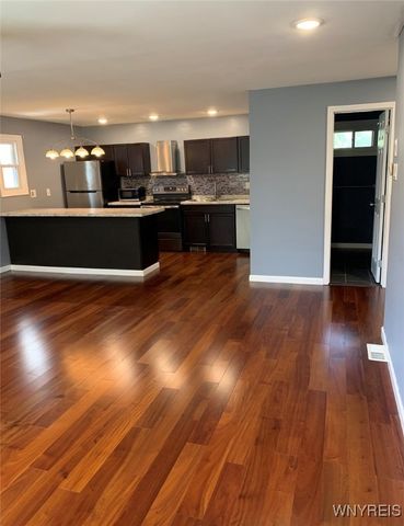 334 South Forest Road, Amherst, NY 14221