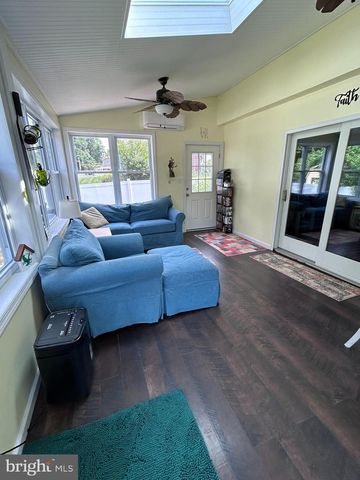 4345 KELLY AVE, Upper Chichester, PA 19061