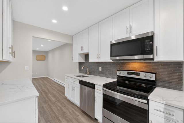 9 Millholland Drive D, Fishkill, NY 12524