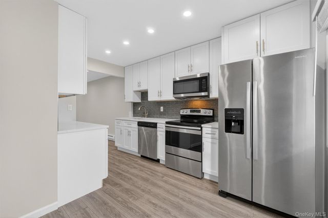 9 Millholland Drive D, Fishkill, NY 12524