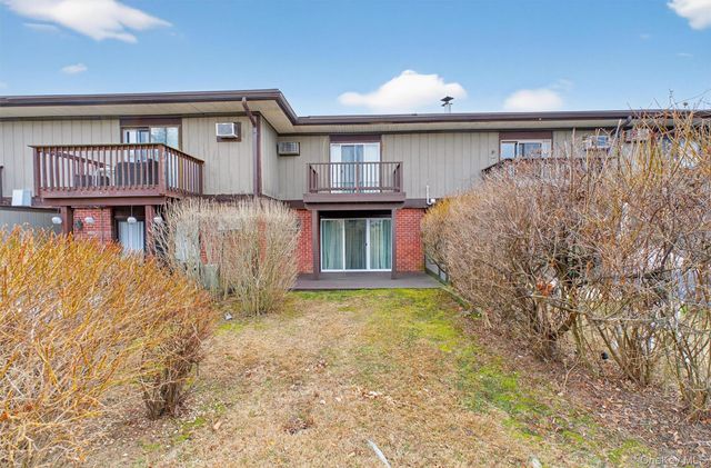 9 Millholland Drive D, Fishkill, NY 12524