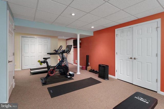 4 CHATSWORTH CT, Lawrence Township, NJ 08648