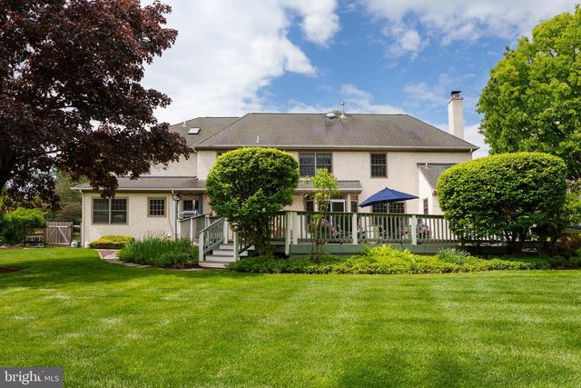 4 CHATSWORTH CT, Lawrence Township, NJ 08648