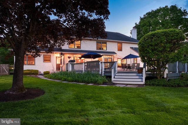 4 CHATSWORTH CT, Lawrence Township, NJ 08648
