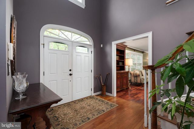 4 CHATSWORTH CT, Lawrence Township, NJ 08648