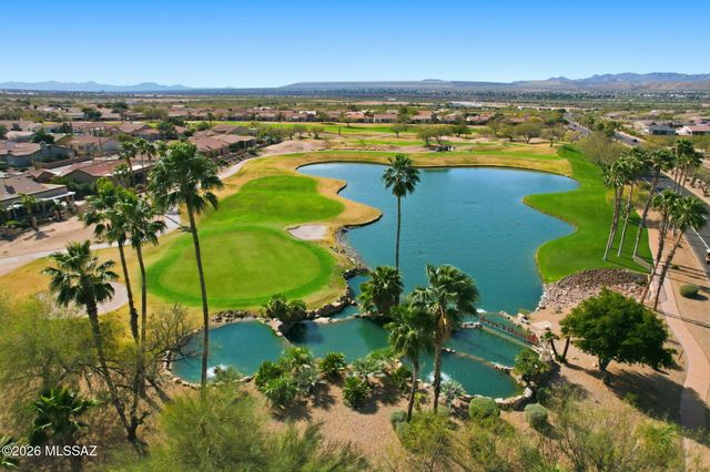 1432 E Golden Rock Way, Green Valley, AZ 85614