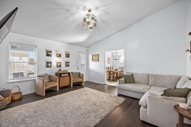 46 Bluegrass Circle, Rossville, GA 30741