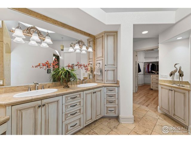 8228 Three Eagles Dr, Fort Collins, CO 80528