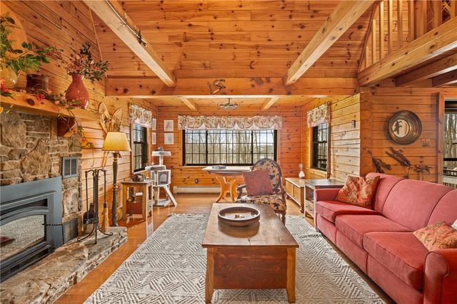 1436 Peninsula Drive, Indian Lake Boro, PA 15926