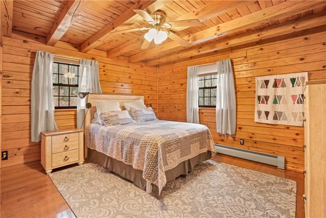 1436 Peninsula Drive, Indian Lake Boro, PA 15926