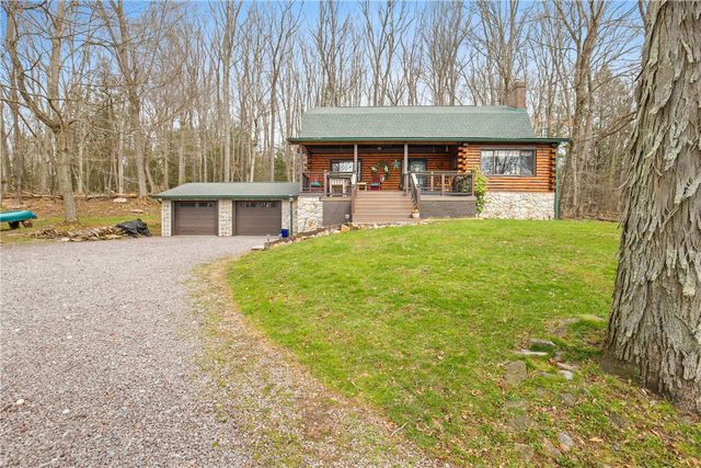 1436 Peninsula Drive, Indian Lake Boro, PA 15926