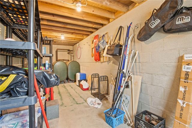 1436 Peninsula Drive, Indian Lake Boro, PA 15926