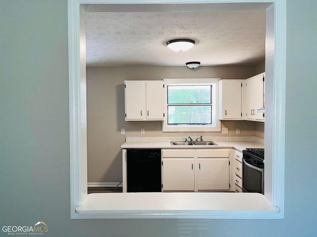 8975 Stonebridge Boulevard, Douglasville, GA 30134