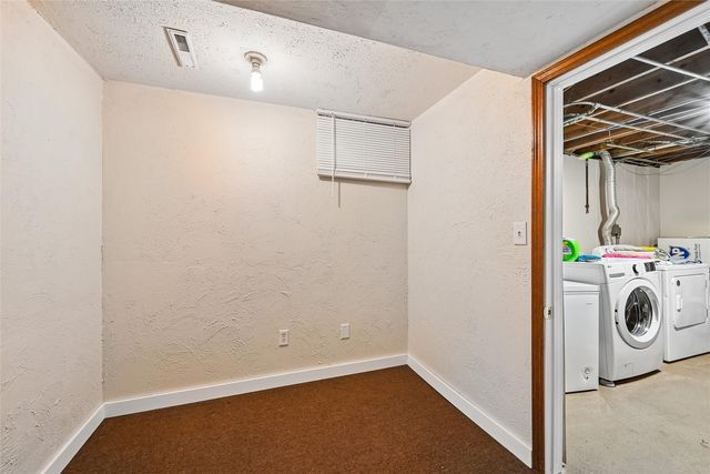 1104 38th Street SE, Cedar Rapids, IA 52403