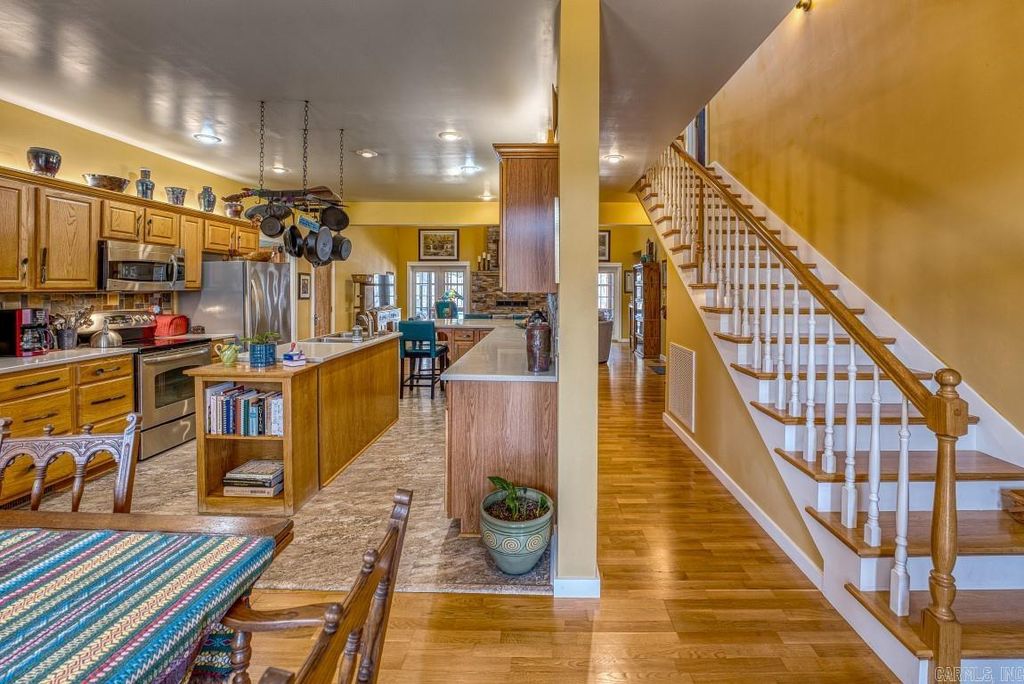 6122 Scenic Valley Drive, Harrison, AR 72601