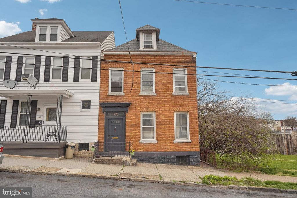 71 N 7TH ST, Easton, PA 18042