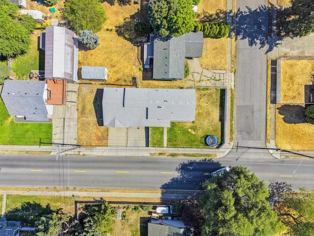 2721 S FREYA St, Spokane, WA 99223