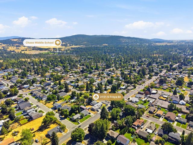 2721 S FREYA St, Spokane, WA 99223