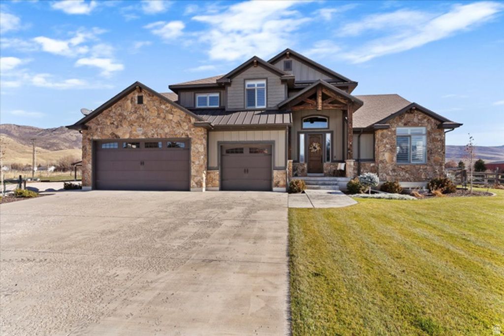 560 S 8600 E, Huntsville, UT 84317 — exterior