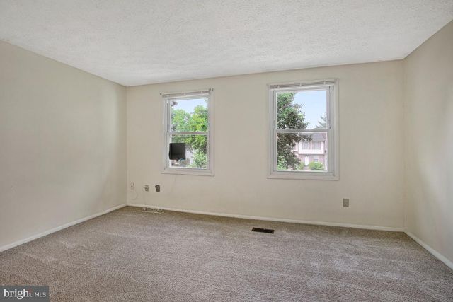 8010 HADFIELD CT, Pasadena, MD 21122
