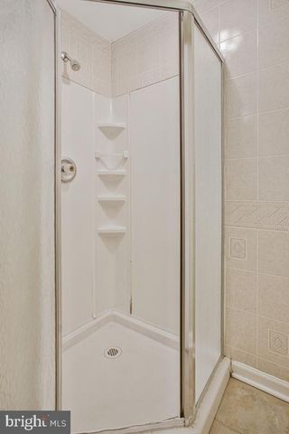 8010 HADFIELD CT, Pasadena, MD 21122