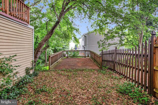 8010 HADFIELD CT, Pasadena, MD 21122