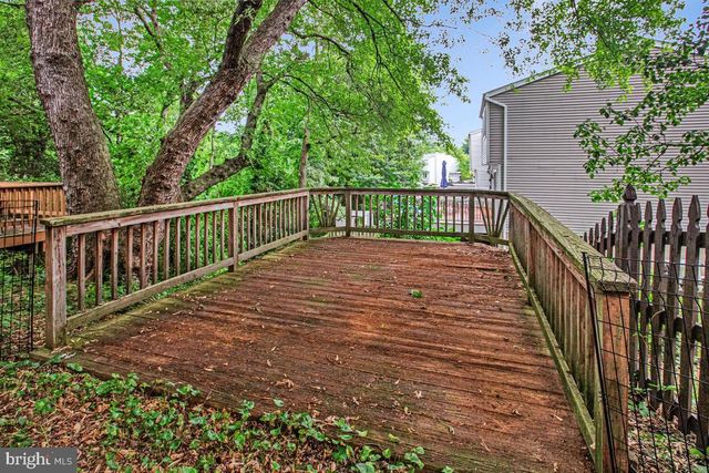 8010 HADFIELD CT, Pasadena, MD 21122