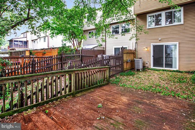 8010 HADFIELD CT, Pasadena, MD 21122