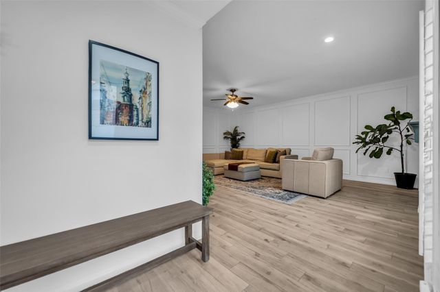 600 Wilcrest Drive 68, Houston, TX 77042