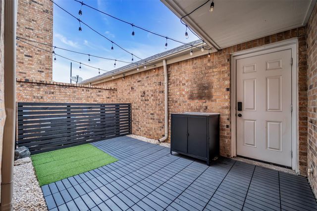 600 Wilcrest Drive 68, Houston, TX 77042