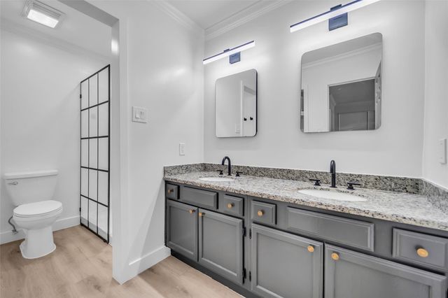 600 Wilcrest Drive 68, Houston, TX 77042