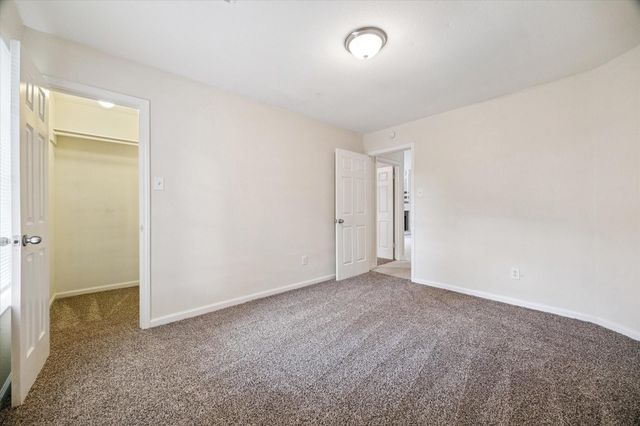 5715 S Magazine Circle, Houston, TX 77084