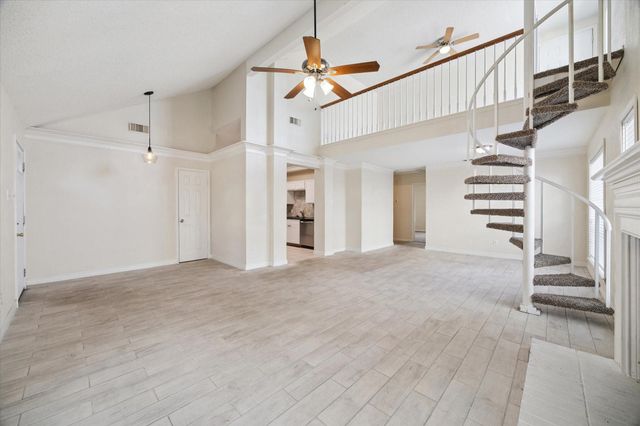 5715 S Magazine Circle, Houston, TX 77084