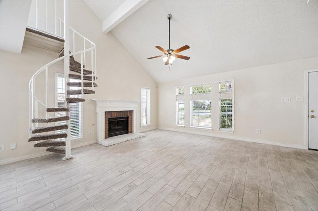 5715 S Magazine Circle, Houston, TX 77084