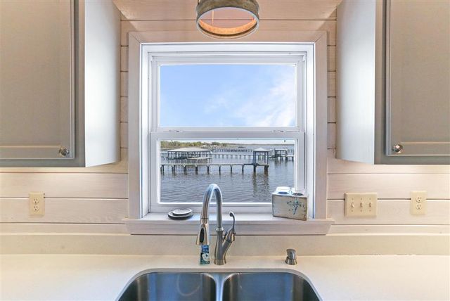 191 Oliver Street, Lake Charles, LA 70607