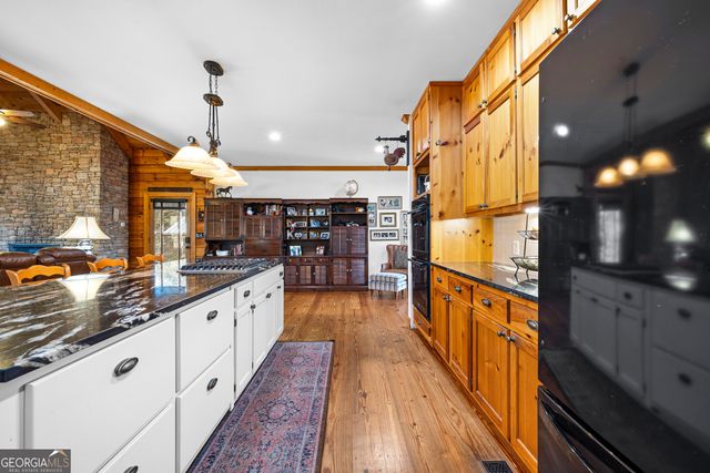 49 Lagrange Highway, Greenville, GA 30222