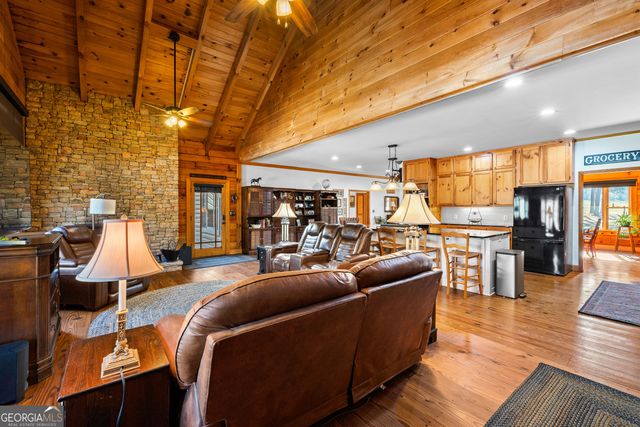 49 Lagrange Highway, Greenville, GA 30222