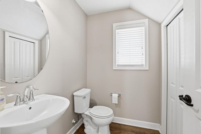 3259 Lakewood Trail, Woodbury, MN 55129