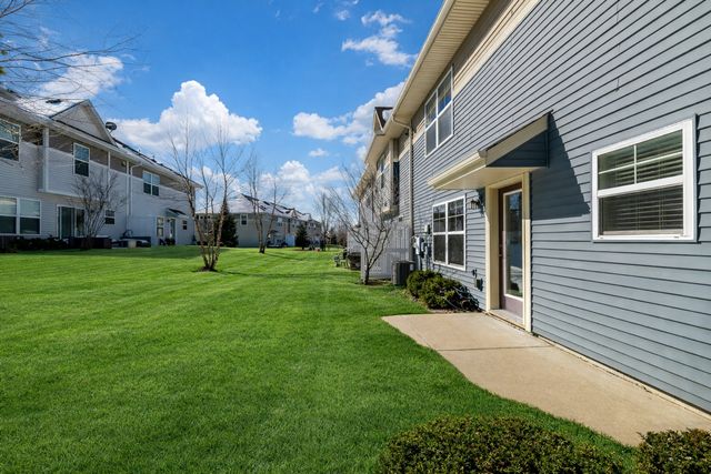 3259 Lakewood Trail, Woodbury, MN 55129