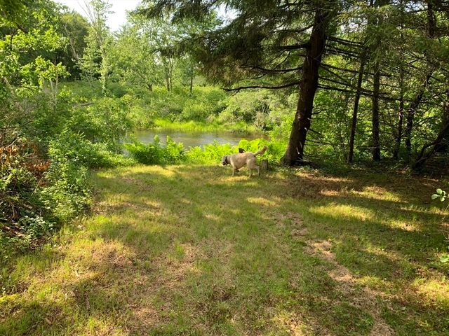 3 Howarth Rd, Oxford, MA 01540