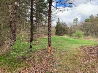 3 Howarth Rd, Oxford, MA 01540