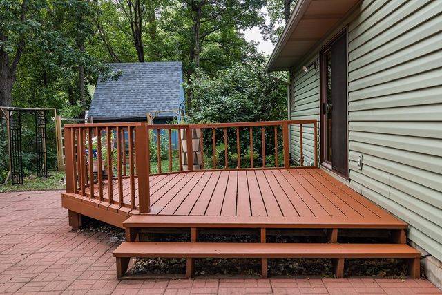 570 Dorland Road S, Maplewood, MN 55119