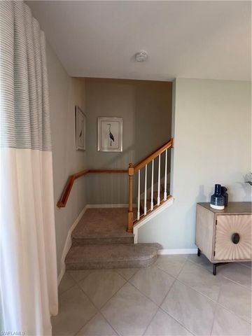 2806 Blossom WAY, Naples, FL 34120