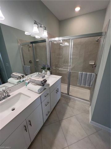 2806 Blossom WAY, Naples, FL 34120