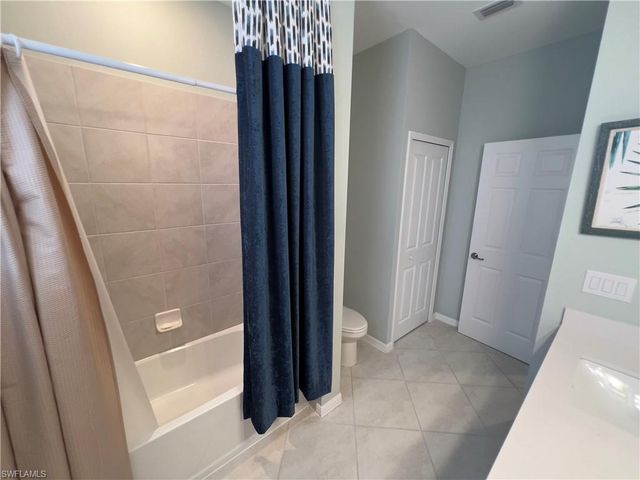 2806 Blossom WAY, Naples, FL 34120
