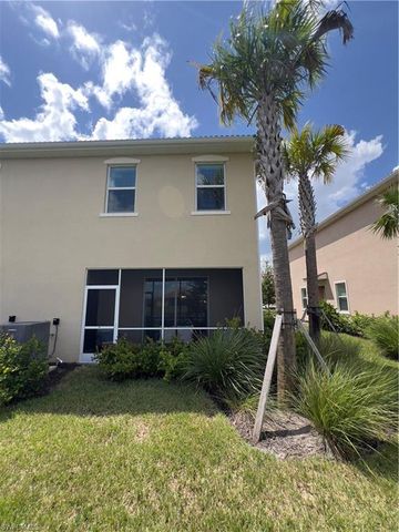 2806 Blossom WAY, Naples, FL 34120